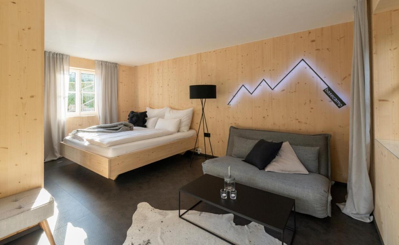 Basecamp Salzkammergut - Exklusives Apartment Mitten Im Salzkammergut Sankt Wolfgang im Salzkammergut ภายนอก รูปภาพ